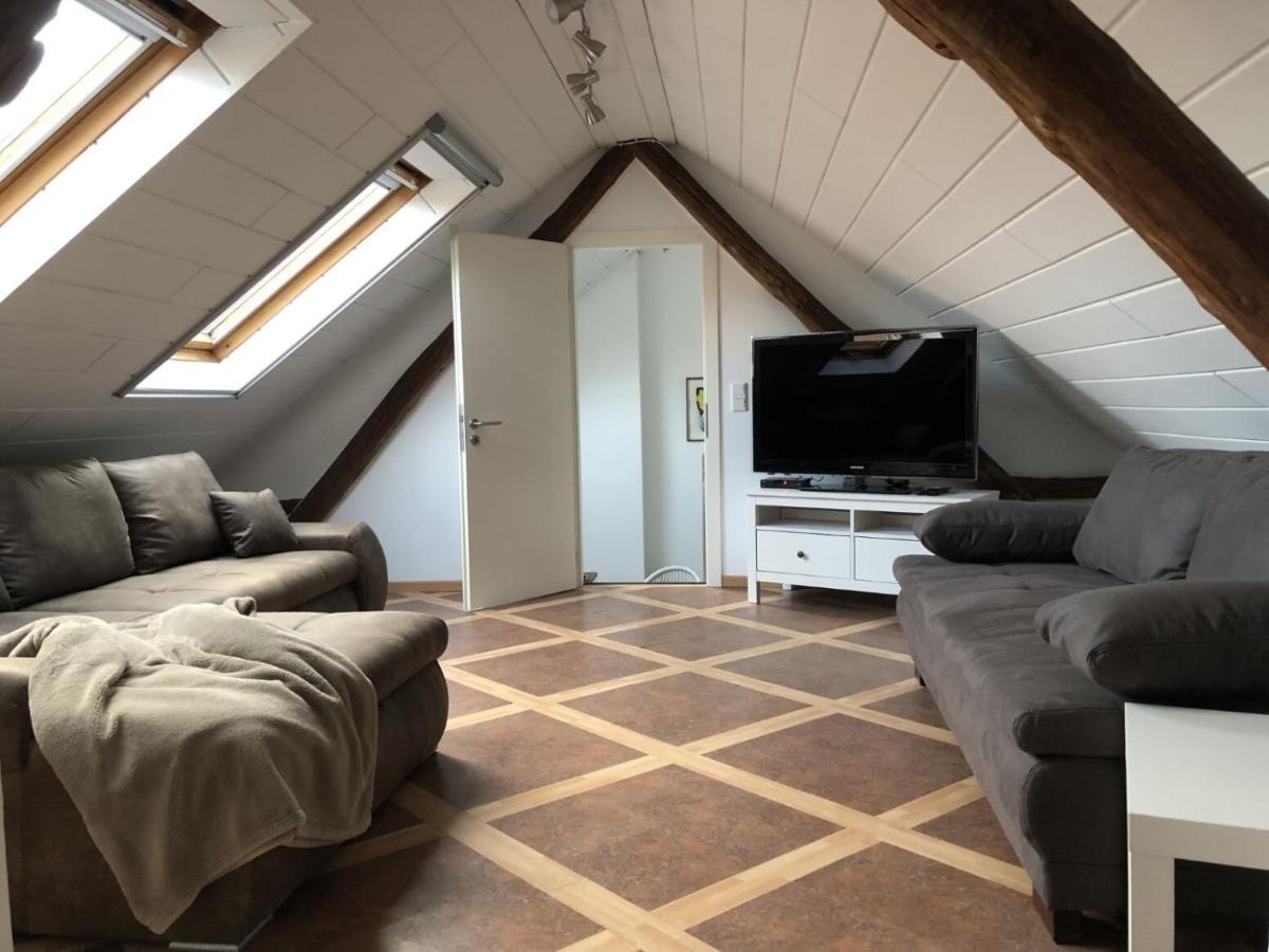 Ferienwohnung Auf Denkmalgeschuetztem Sturmhof Grefrath Luaran gambar