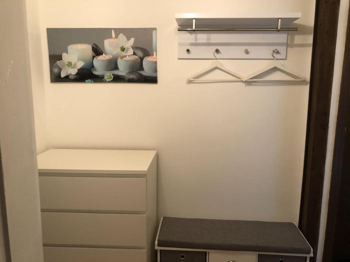 Ferienwohnung Auf Denkmalgeschuetztem Sturmhof Grefrath Luaran gambar