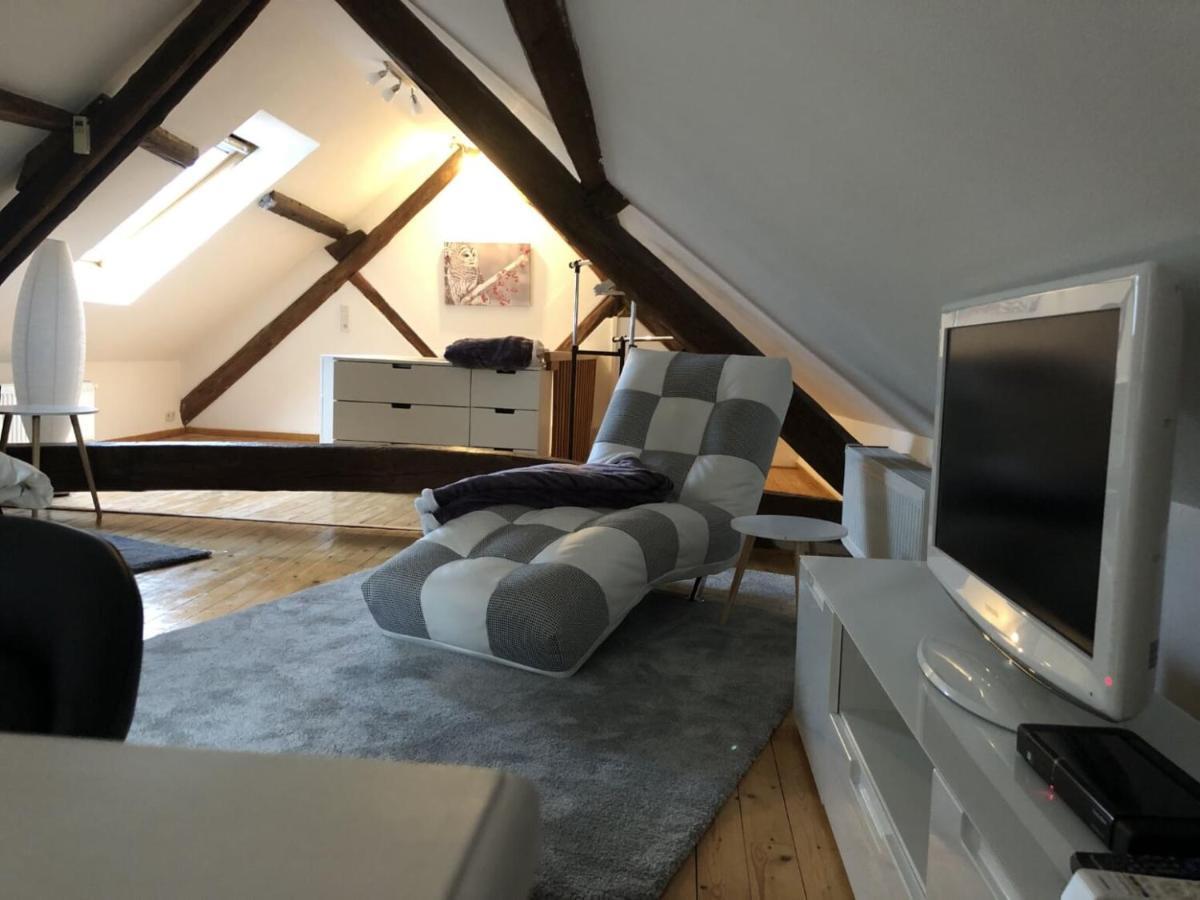 Ferienwohnung Auf Denkmalgeschuetztem Sturmhof Grefrath Luaran gambar
